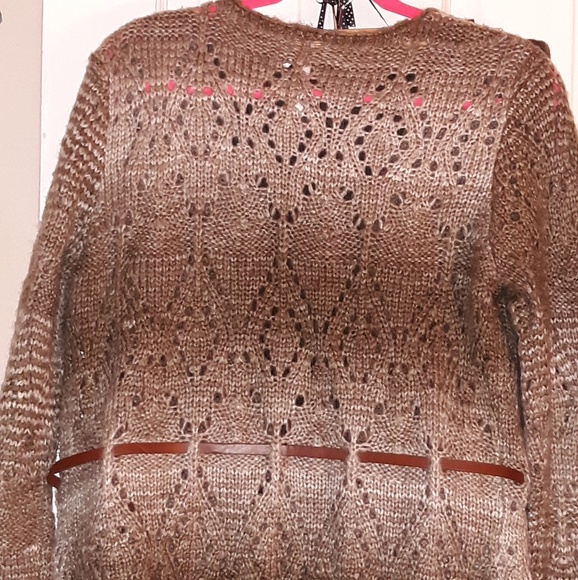 Sweater - Picture 4 of 4